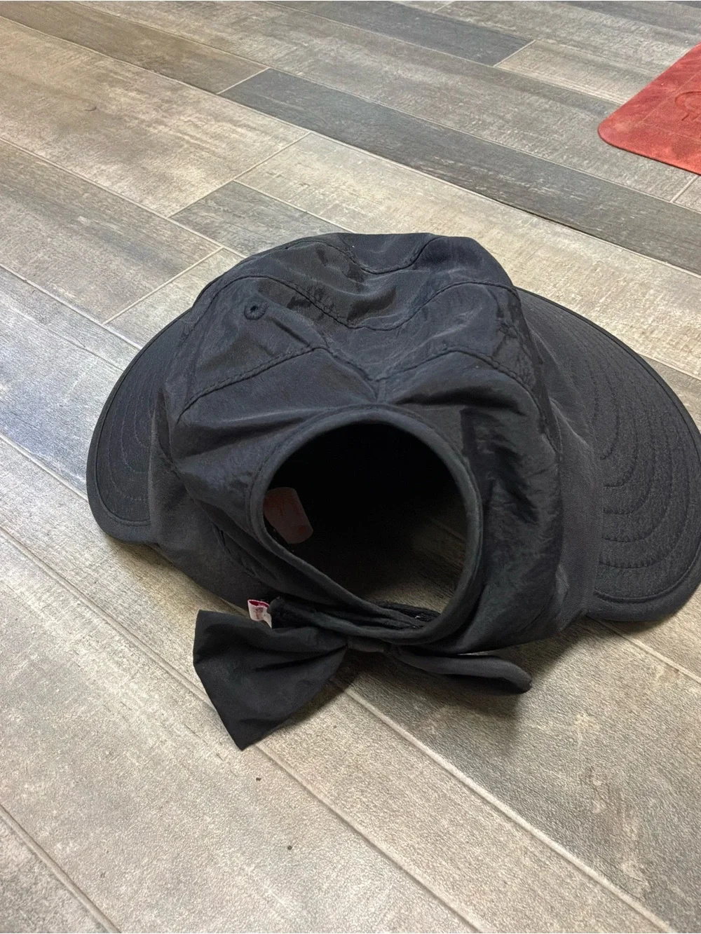 Ponyflo Women’s Black Wide Brim SunHat UV Protection Ponytail Opening Mesh Lined